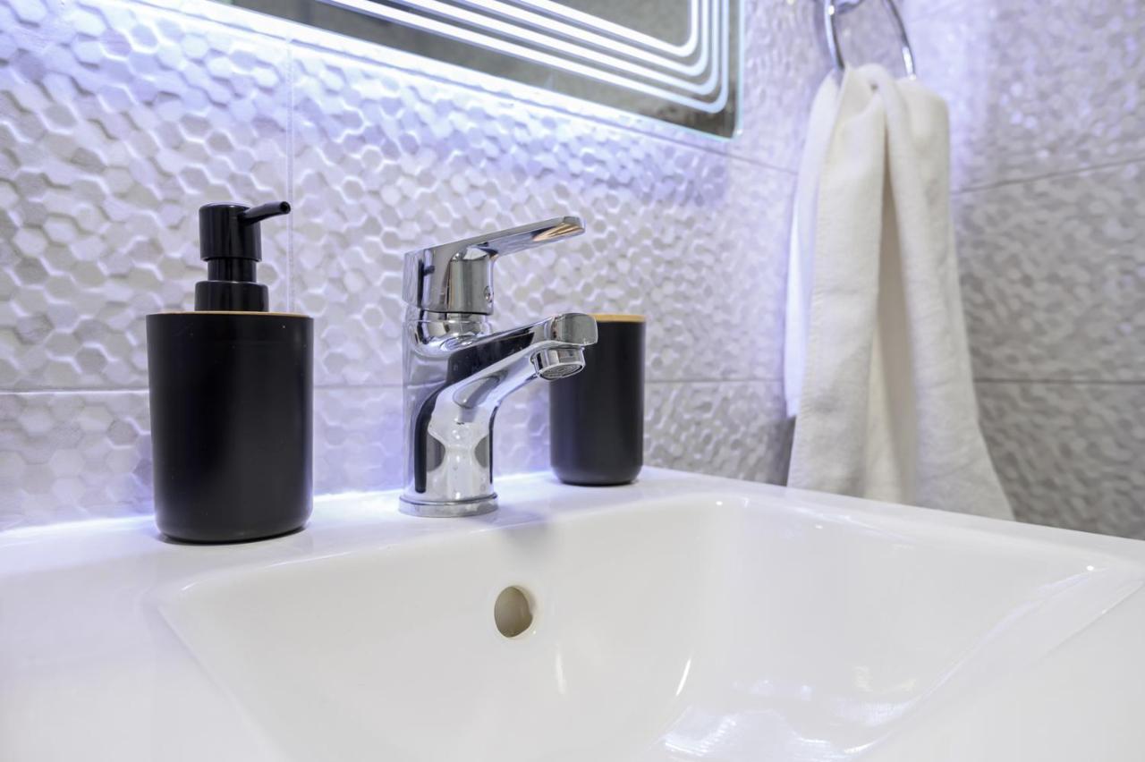 Zoe'S City Apartment Alexandroupoli Bagian luar foto