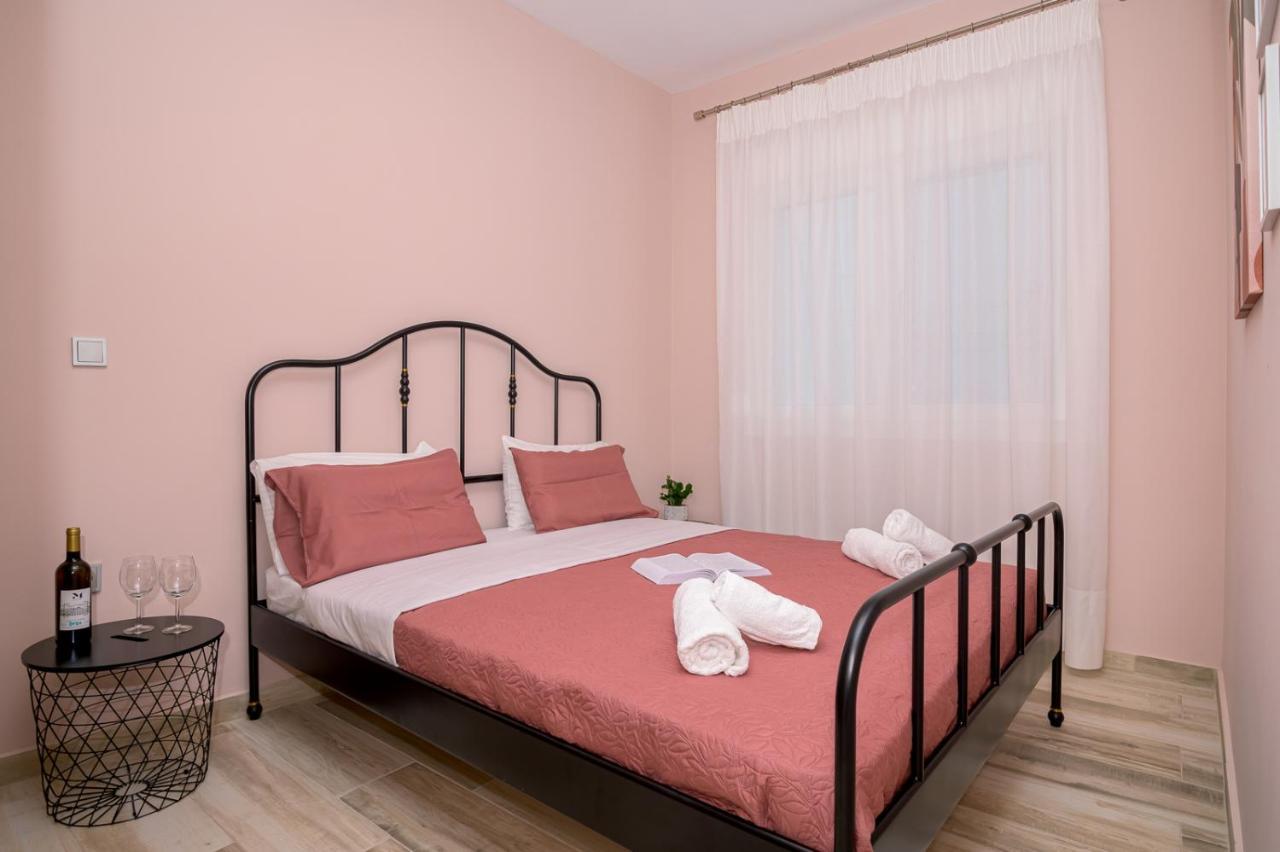 Zoe'S City Apartment Alexandroupoli Bagian luar foto